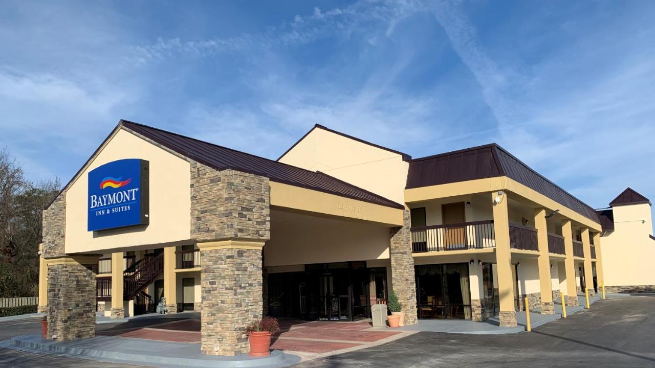 Baymont By Wyndham Griffin Hotel Exterior foto